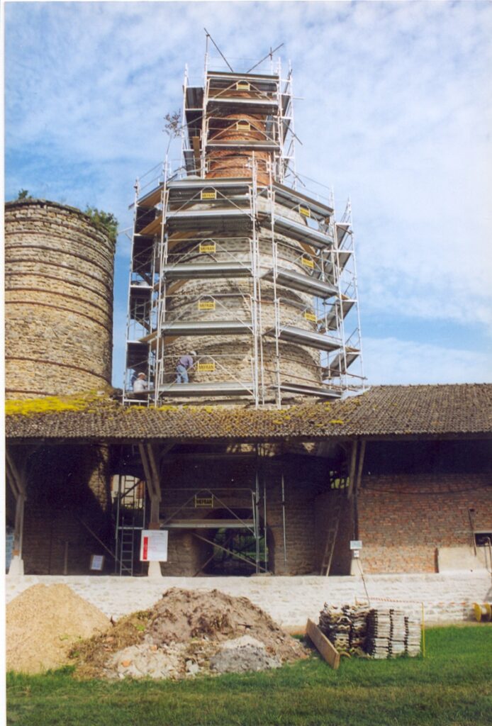 Les Fours à chaux de 1998 à 2002 restauration du site