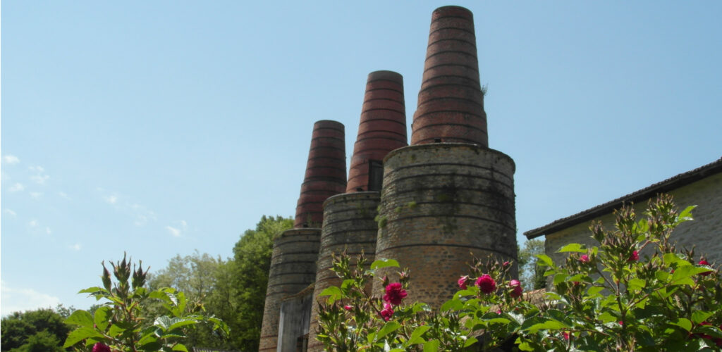 Le site officiel des Fours à Chaux de VendenesselèsCharolles (71)